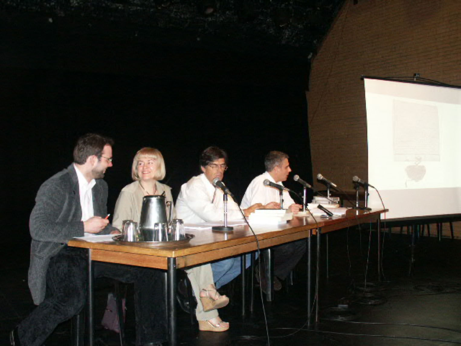 Centro Cultural São Paulo. Kolloquium interkultureller Studien 2004